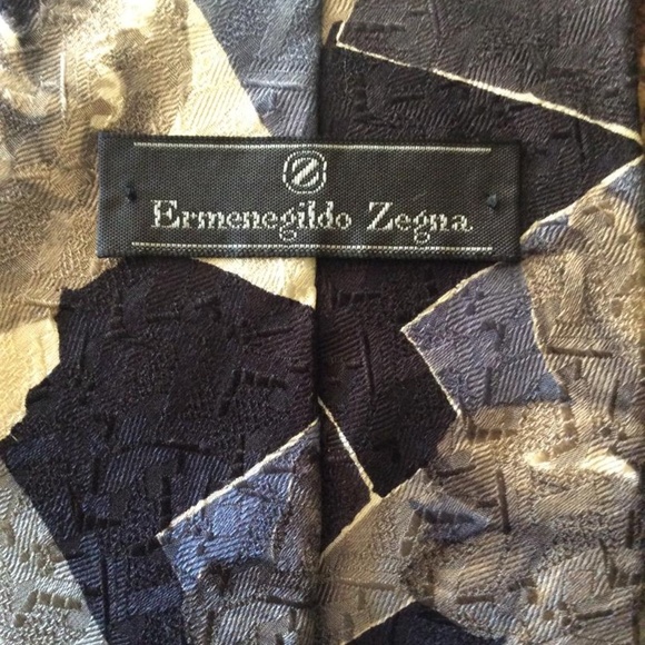 Ermenegildo Zegna Silk Tie - Picture 3 of 3